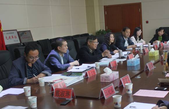 協(xié)調(diào)對接，有序推進(jìn)保稅物流中心項(xiàng)目建設(shè)