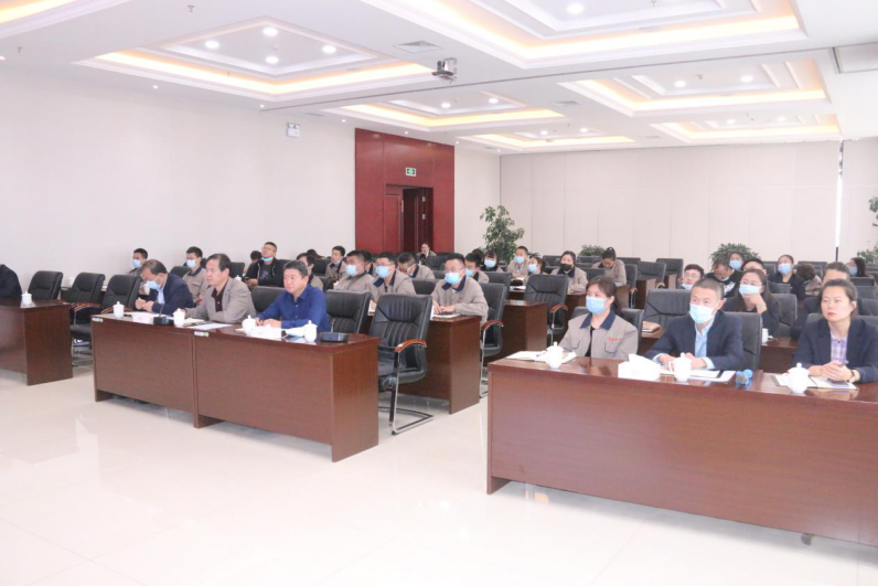 重學習、強隊伍、促發(fā)展――朝物開投公司舉辦網(wǎng)絡貨運知識培訓講座