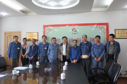 青海物產(chǎn)集團(tuán)黨委開展慶祝建黨95周年，走訪慰問